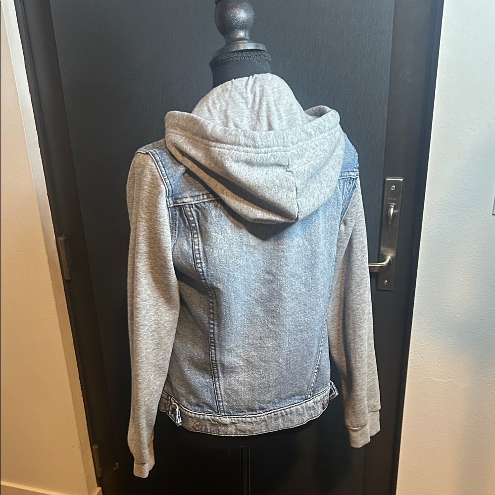 Divided Two-Tone Light Blue Denim Jacket with Gray Hoodie Sleeves - Picture 2 of 3